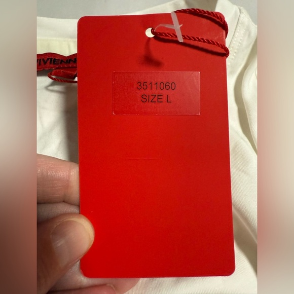 Vivienne Tam White Graphic Short Sleeve Tee Size Large Studded Embroidered Pig - Picture 9 of 11